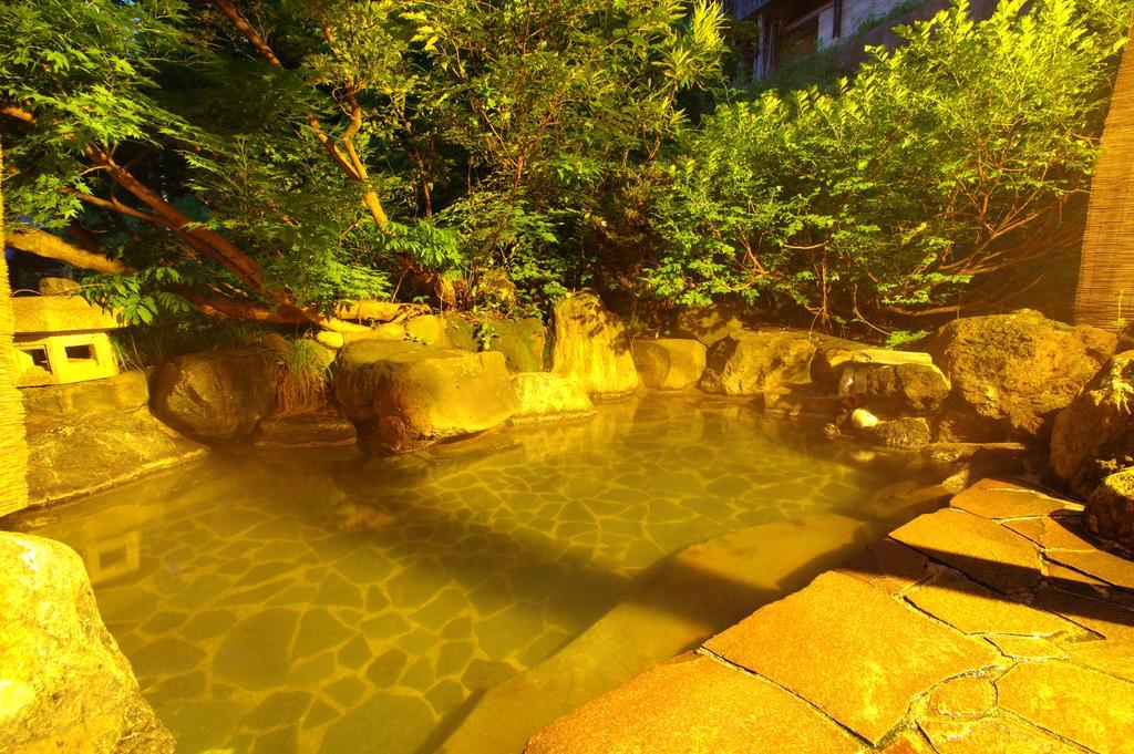 ホテル 松之山温泉　和泉屋 十日町市 エクステリア 写真