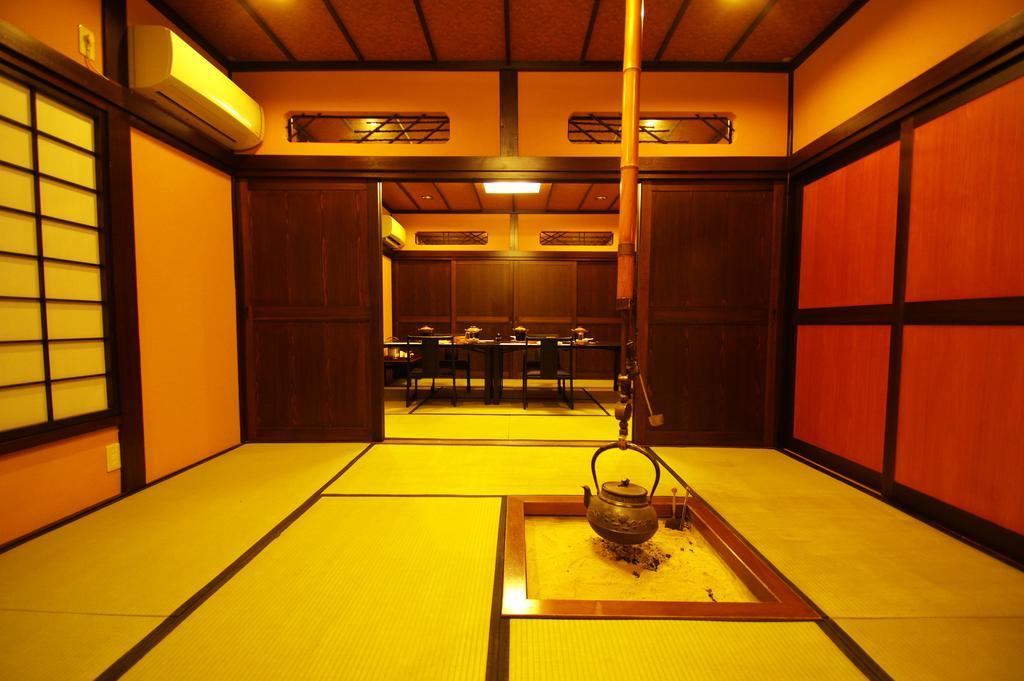 ホテル 松之山温泉　和泉屋 十日町市 エクステリア 写真